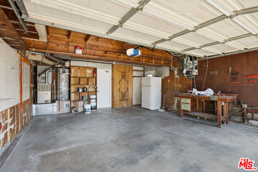 18113 Bromley Street - Photo 34