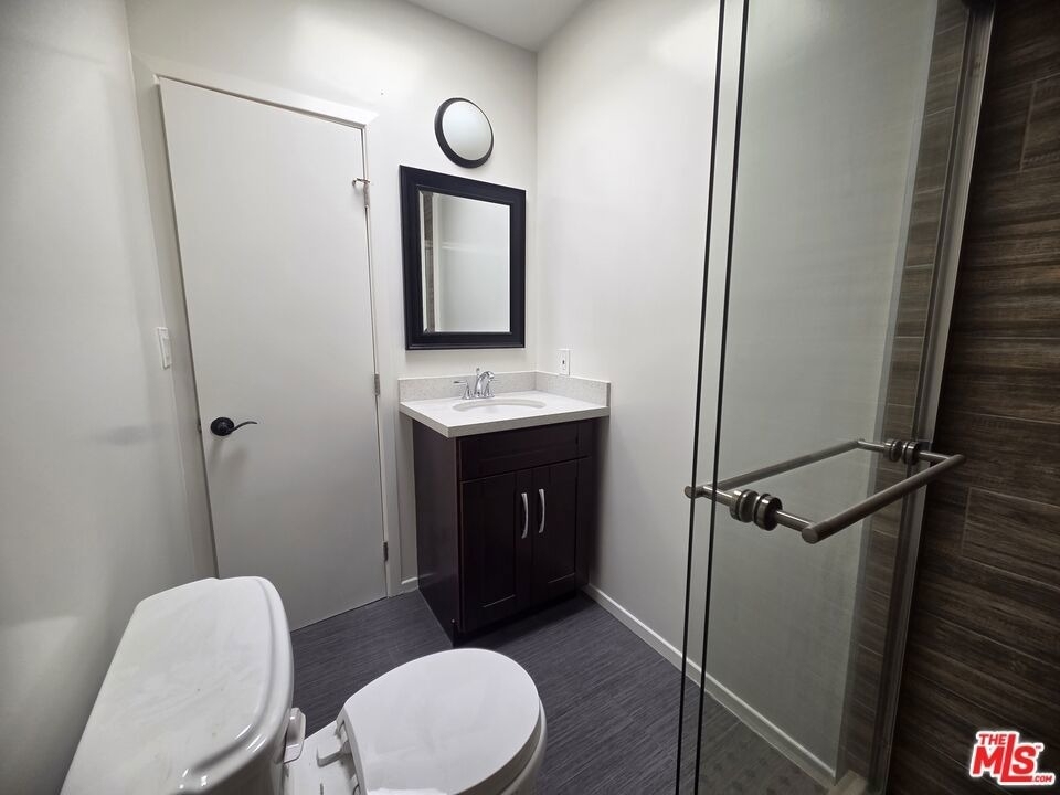 5831 Carlton Way - Photo 5