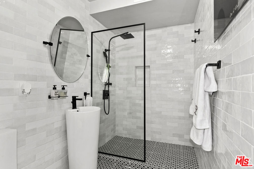 5176 Don Pio Drive - Photo 14