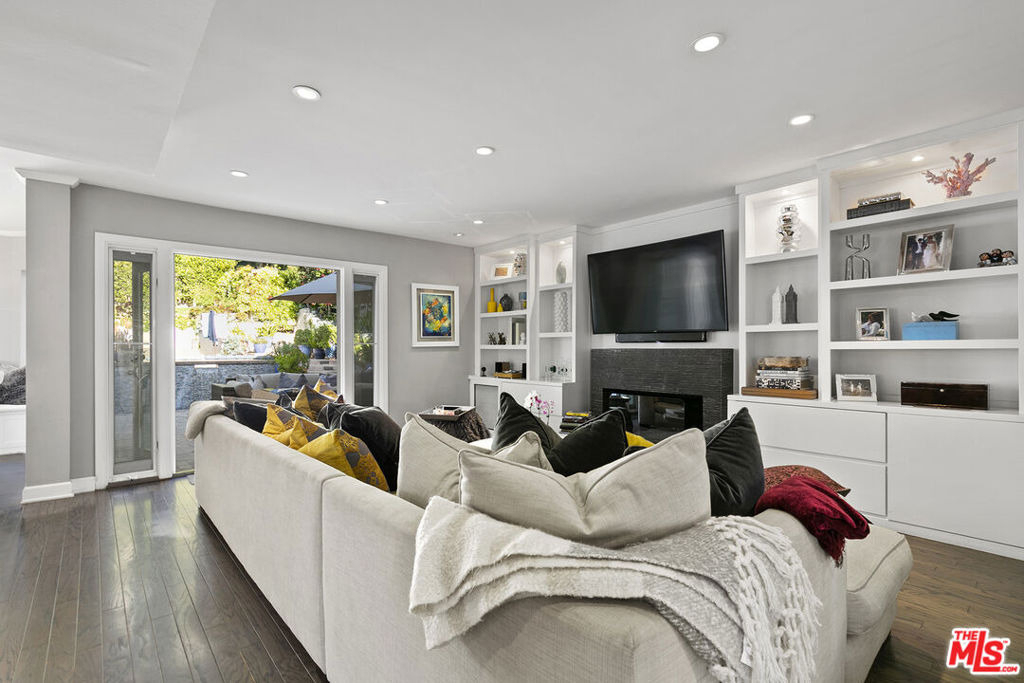 5176 Don Pio Drive - Photo 4