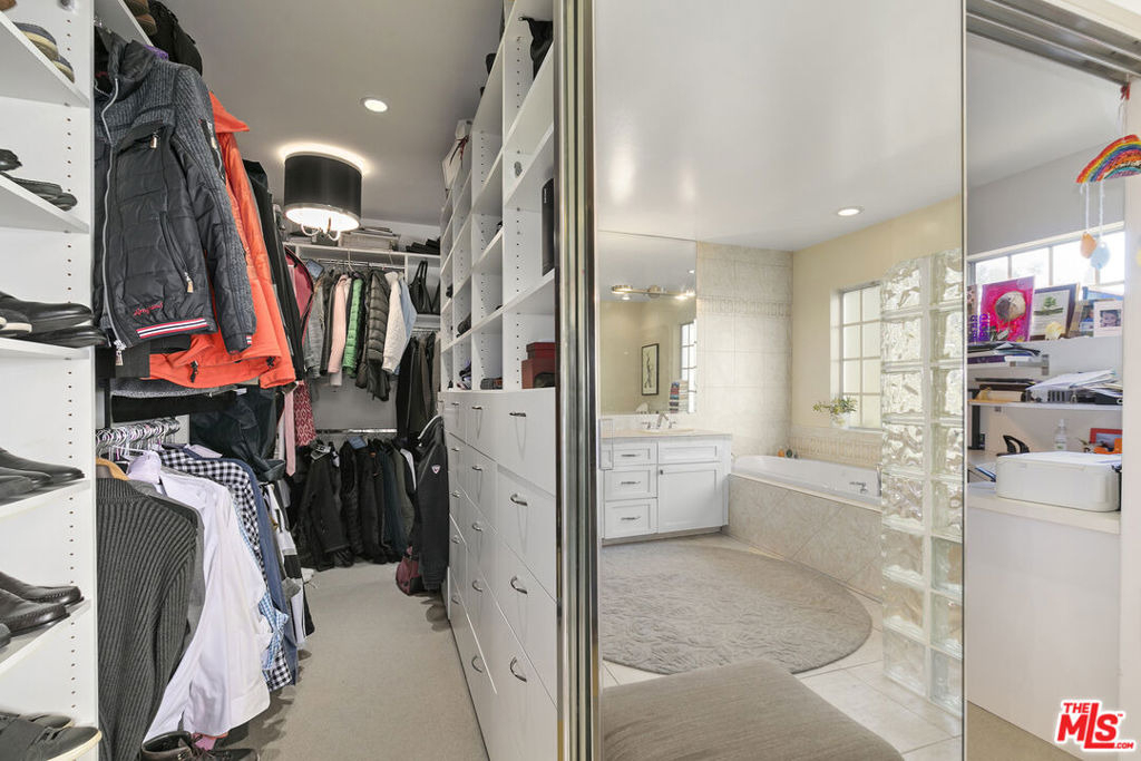 5176 Don Pio Drive - Photo 18