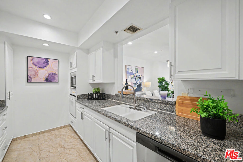 8559 Alcott Street - Photo 3