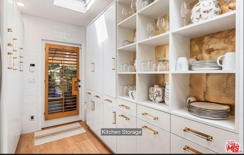 9060 Harland Avenue - Photo 9