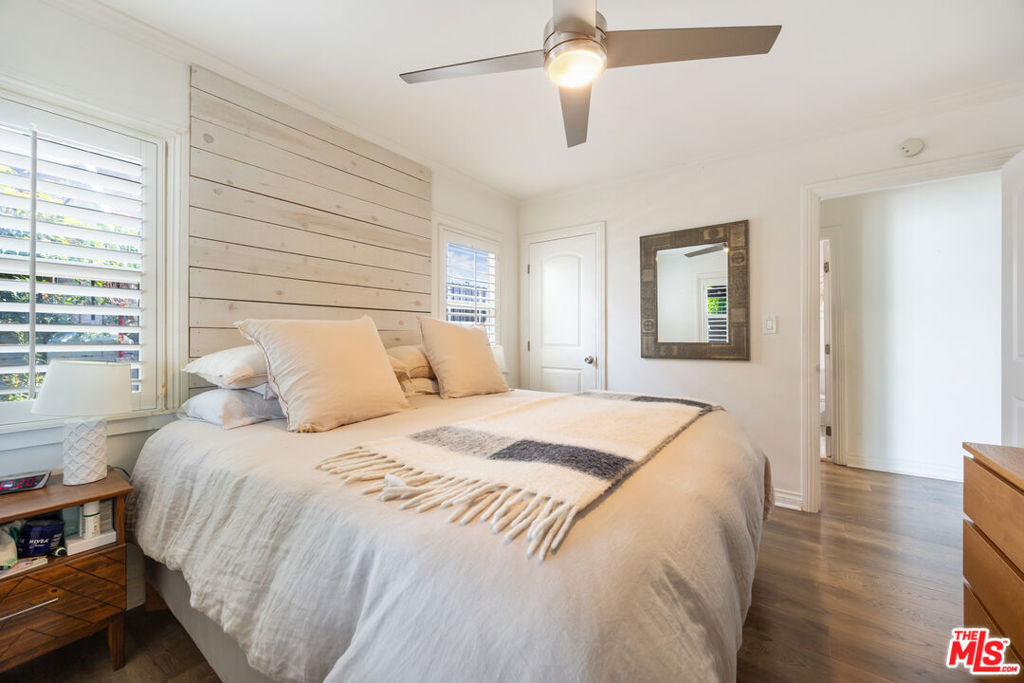 1837 N Middleton Place - Photo 11