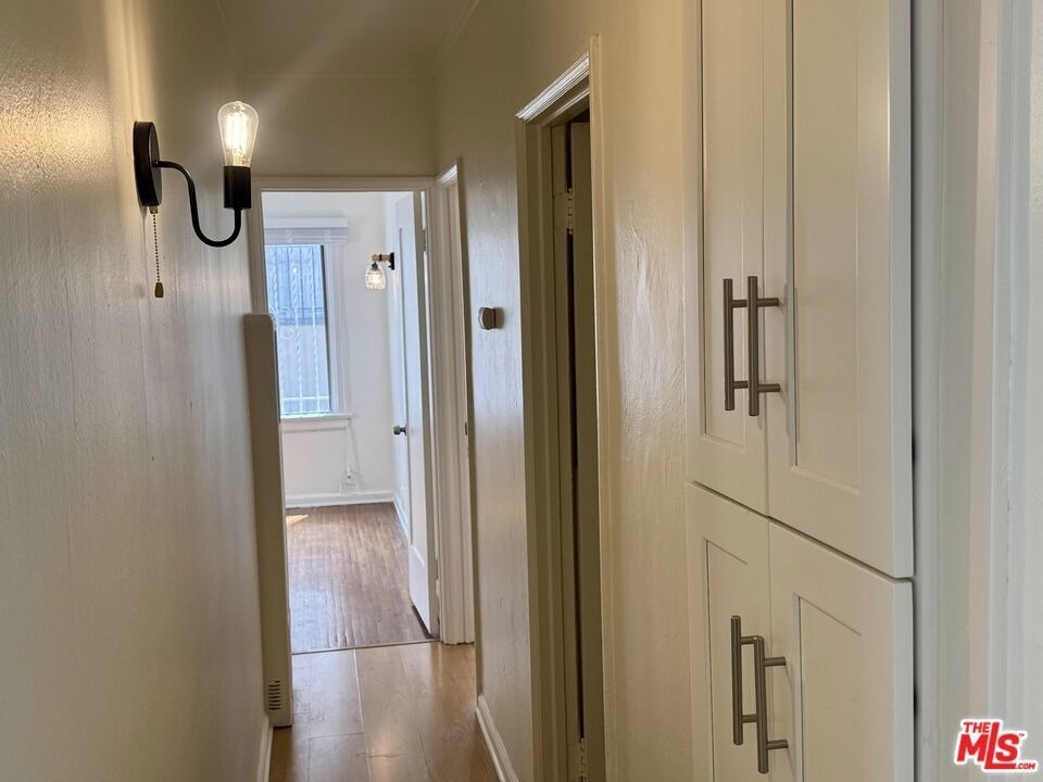 944 Havenhurst Drive - Photo 10
