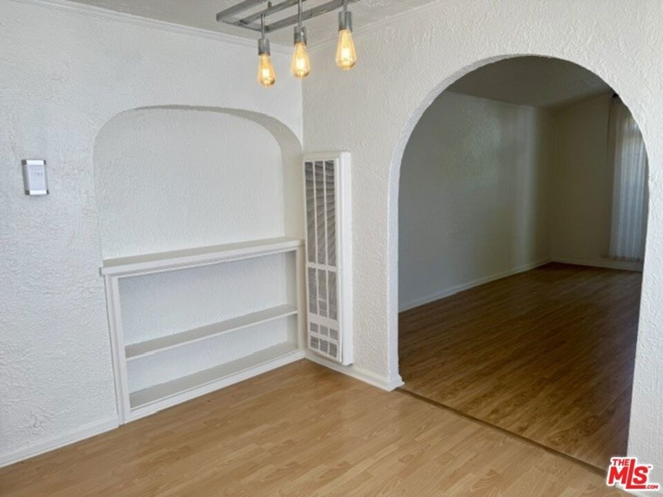 944 Havenhurst Drive - Photo 5