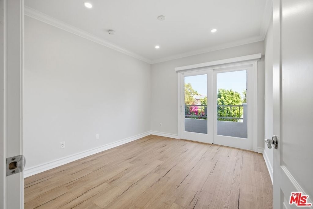 1838 Westholme Avenue - Photo 42