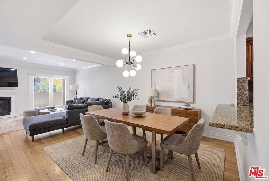 1838 Westholme Avenue - Photo 1