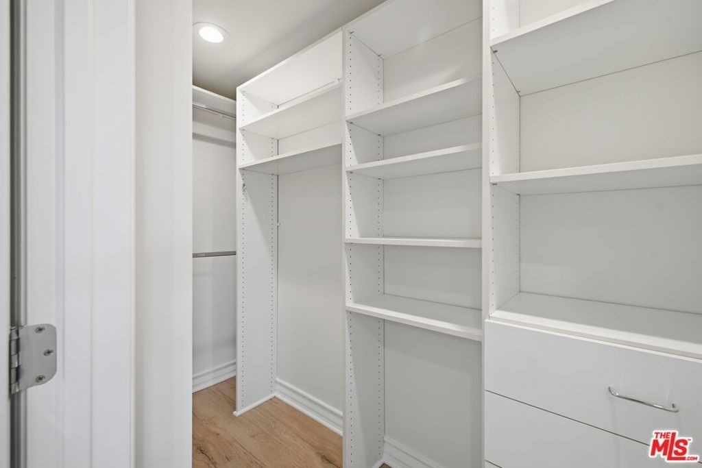 1838 Westholme Avenue - Photo 37