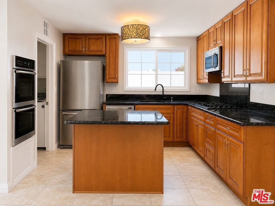 6462 Franrivers Avenue - Photo 5