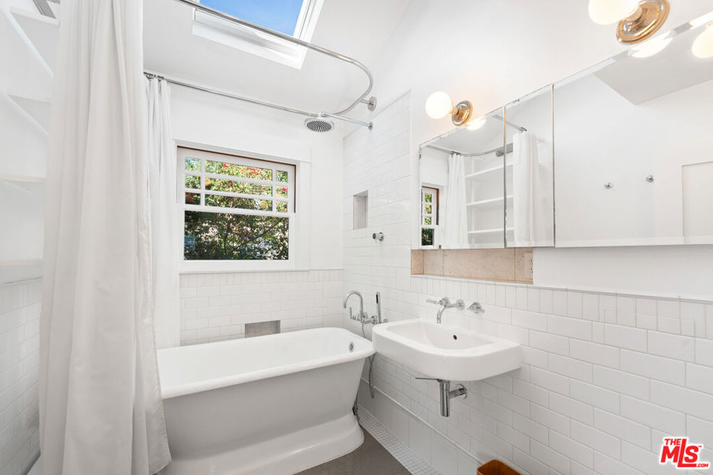 1843 Lucile Avenue - Photo 15