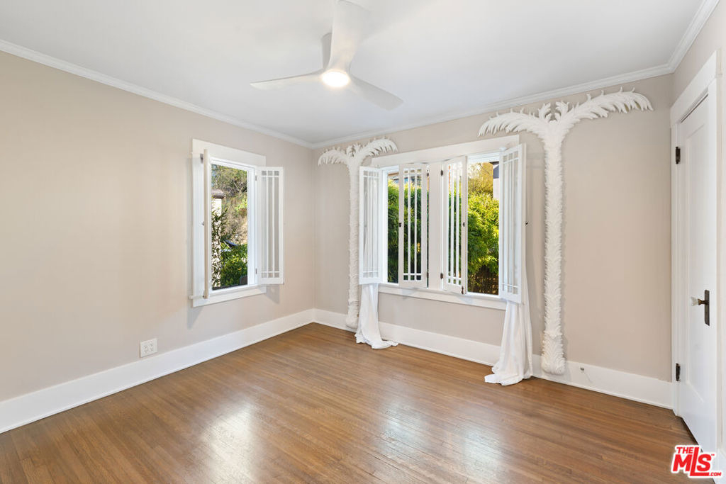1843 Lucile Avenue - Photo 11