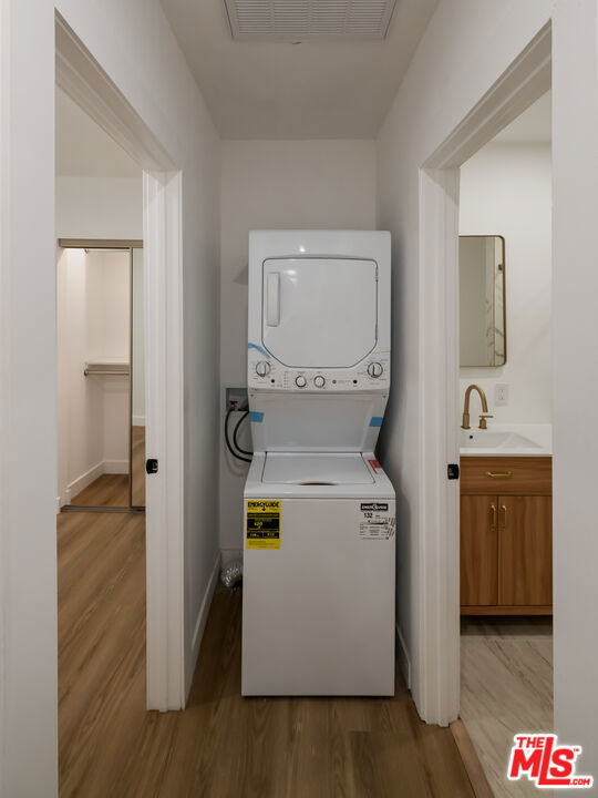 5729 Carlton Way - Photo 15