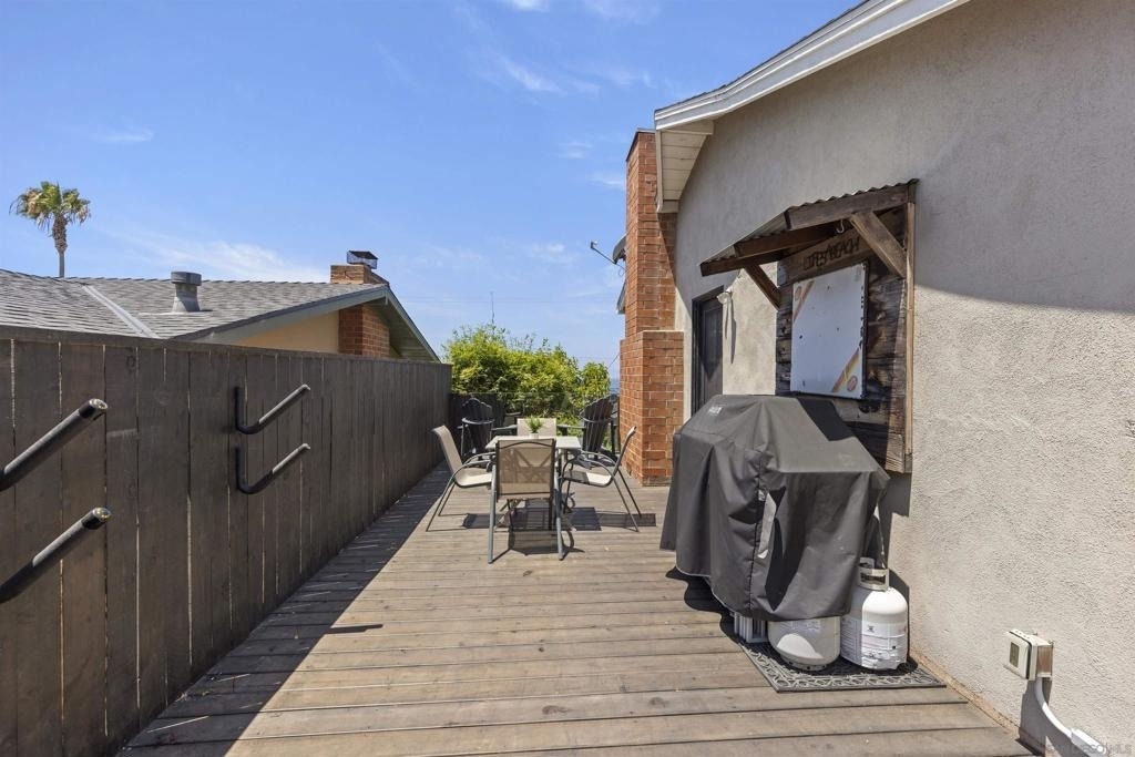 2416 Oxford Avenue - Photo 23