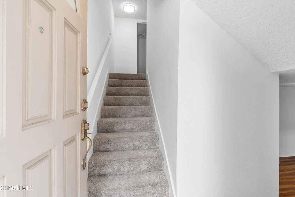 7137 Shoup Avenue - Photo 3