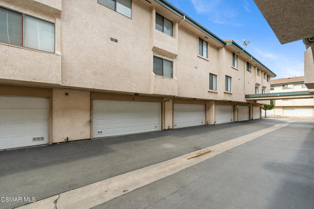 7137 Shoup Avenue - Photo 26