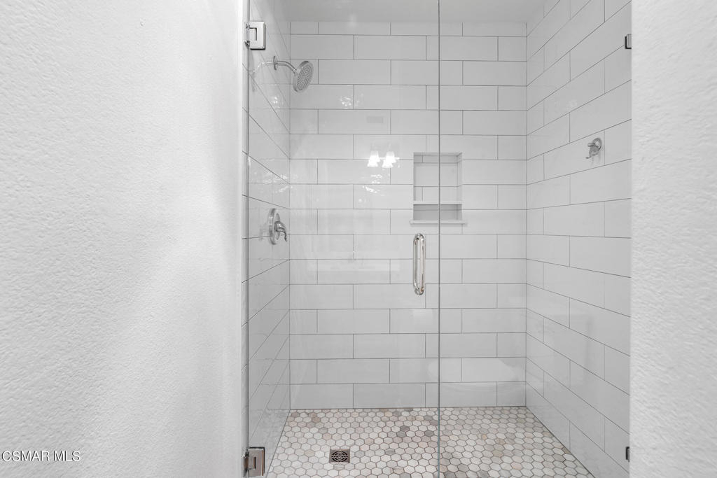 7137 Shoup Avenue - Photo 18