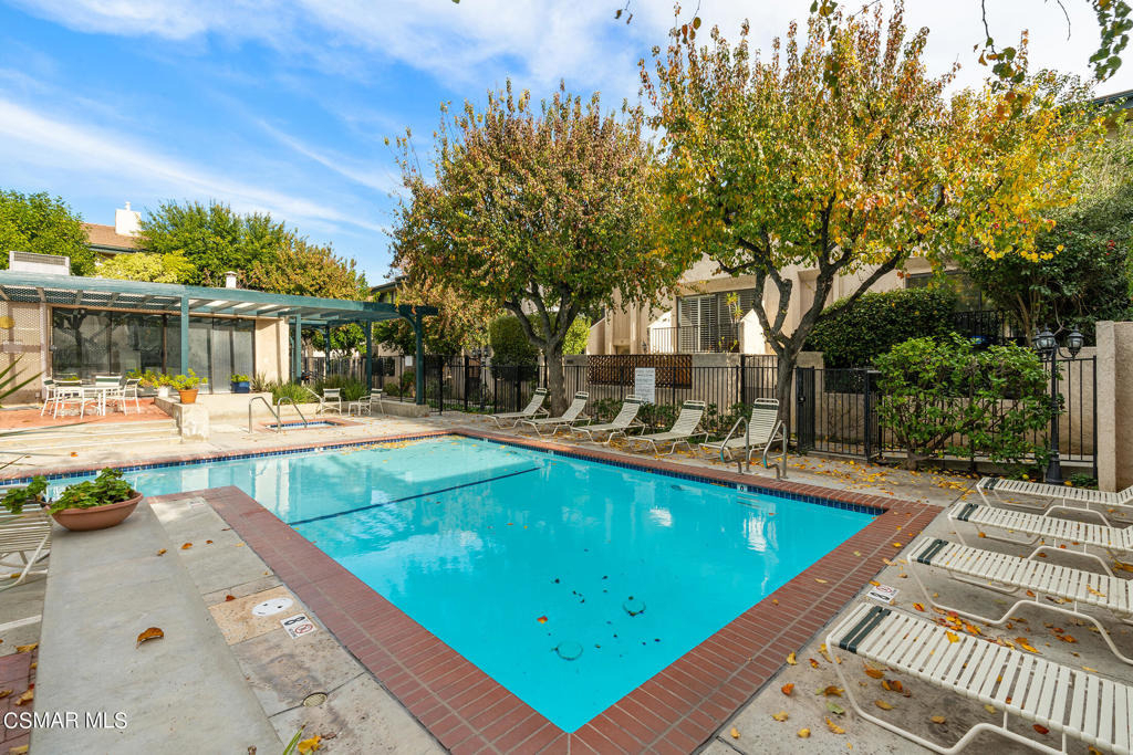 7137 Shoup Avenue - Photo 36
