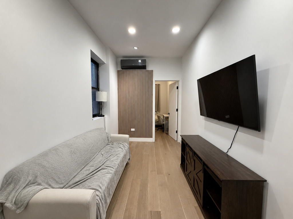 725 Knickerbocker Avenue - Photo 6