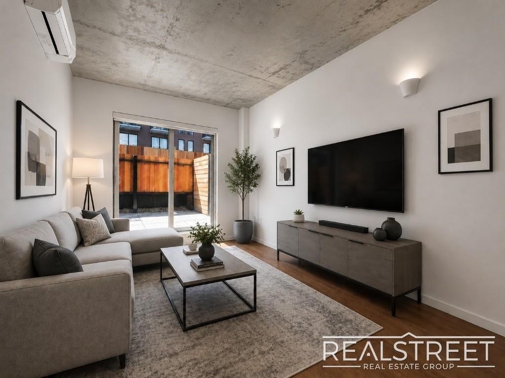 150 Noll St - Photo 2