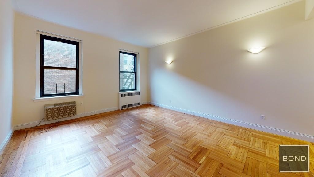 East 78th Street - Photo 0