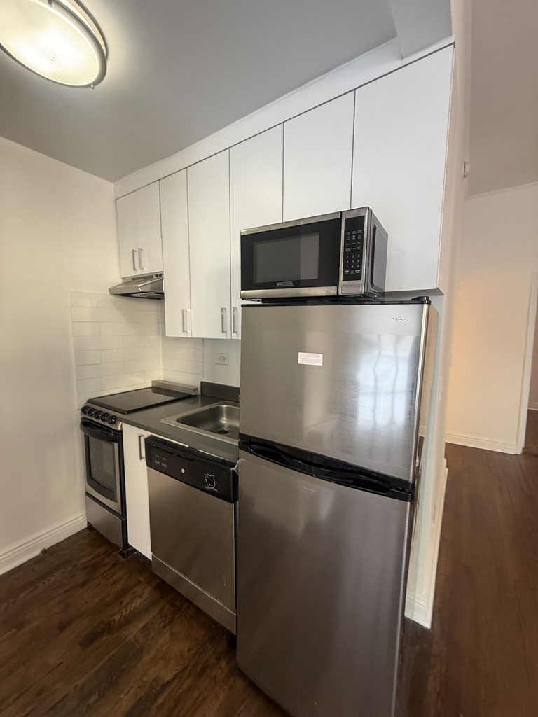 961 Lexington Avenue - Photo 9