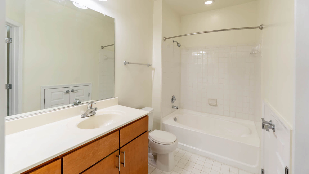 6210 Belcrest Road - Photo 53