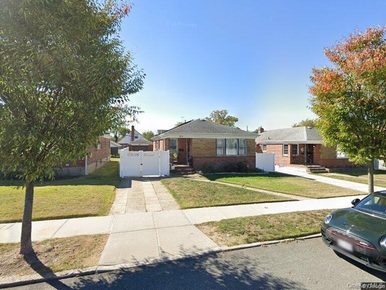 24208 132nd Avenue - Photo 0