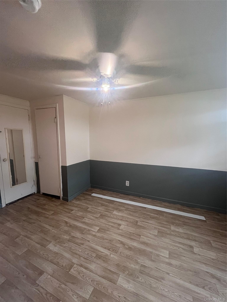 348 E Beech Street - Photo 7