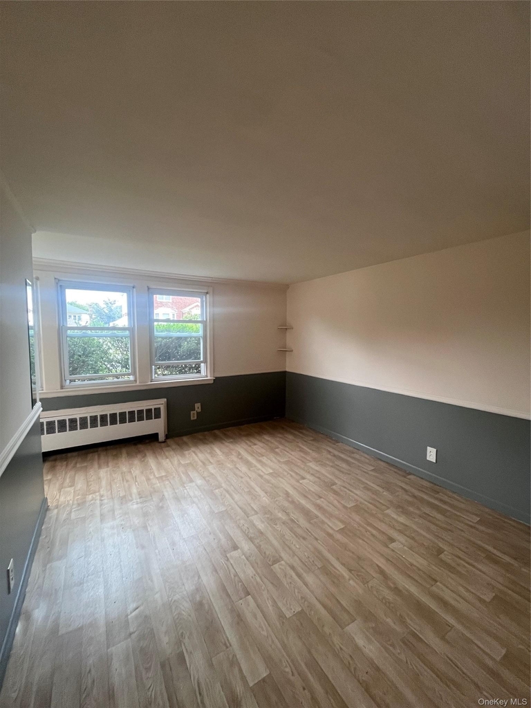 348 E Beech Street - Photo 1