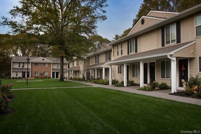 13 Country Club Drive - Photo 1