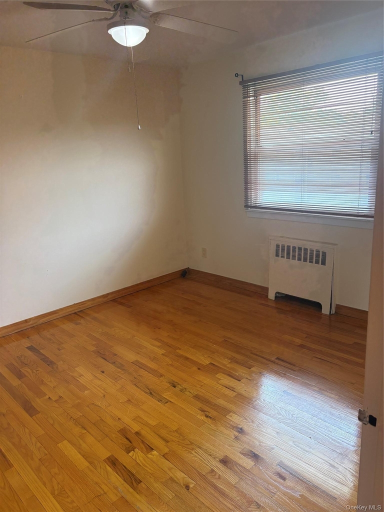 268-18 81st Avenue - Photo 9