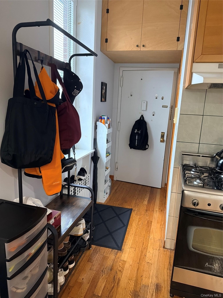 2036 Harman Street - Photo 5