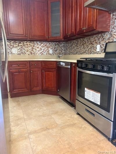 20310 Murdock Avenue - Photo 1