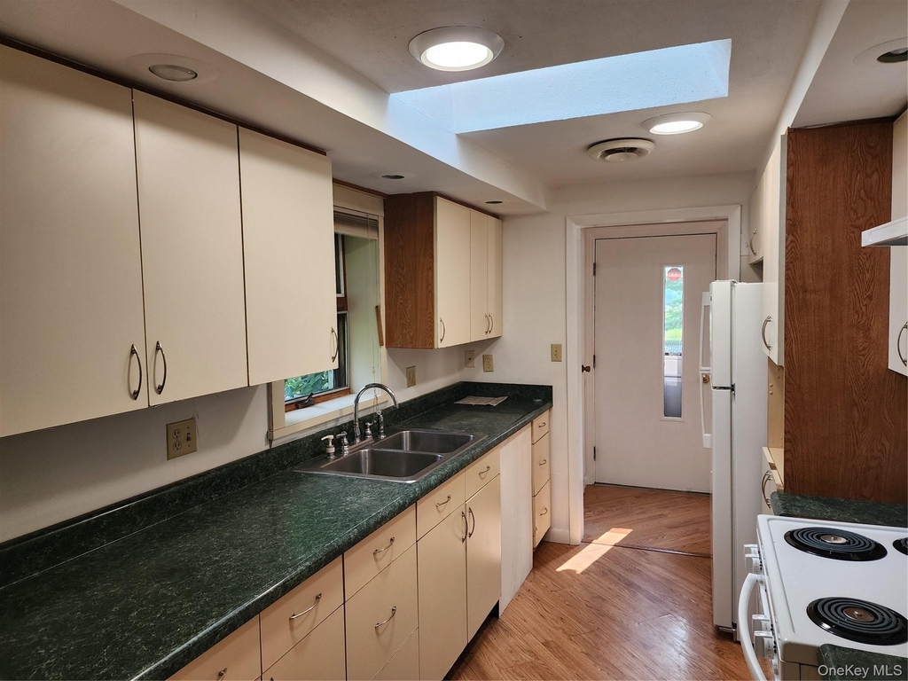 32 Osborne Hill Road - Photo 12