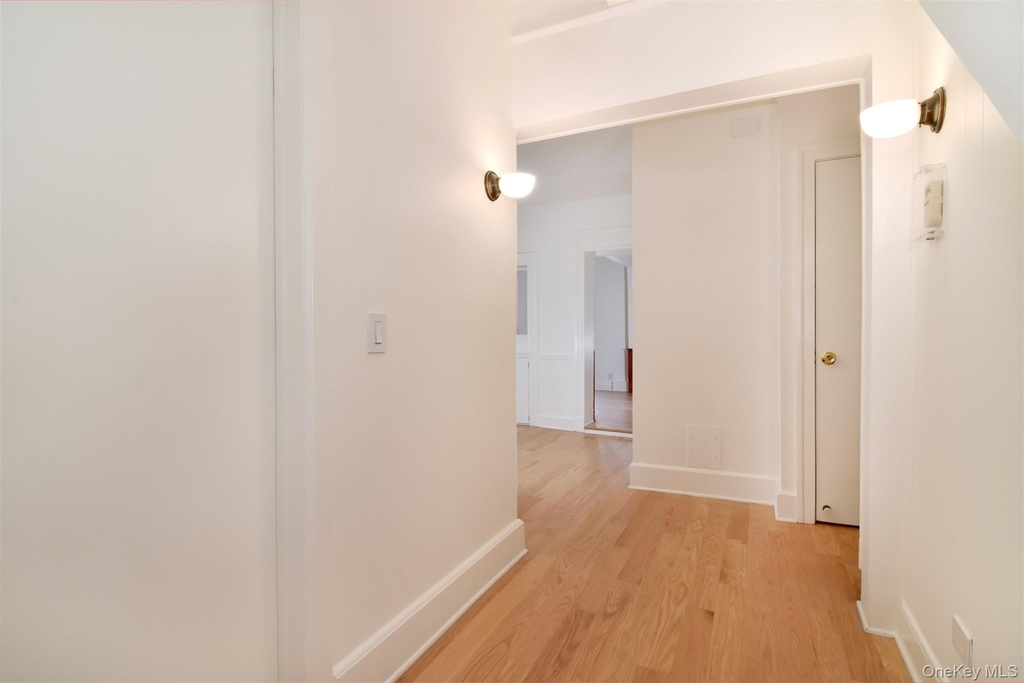 104 Main Street - Photo 4
