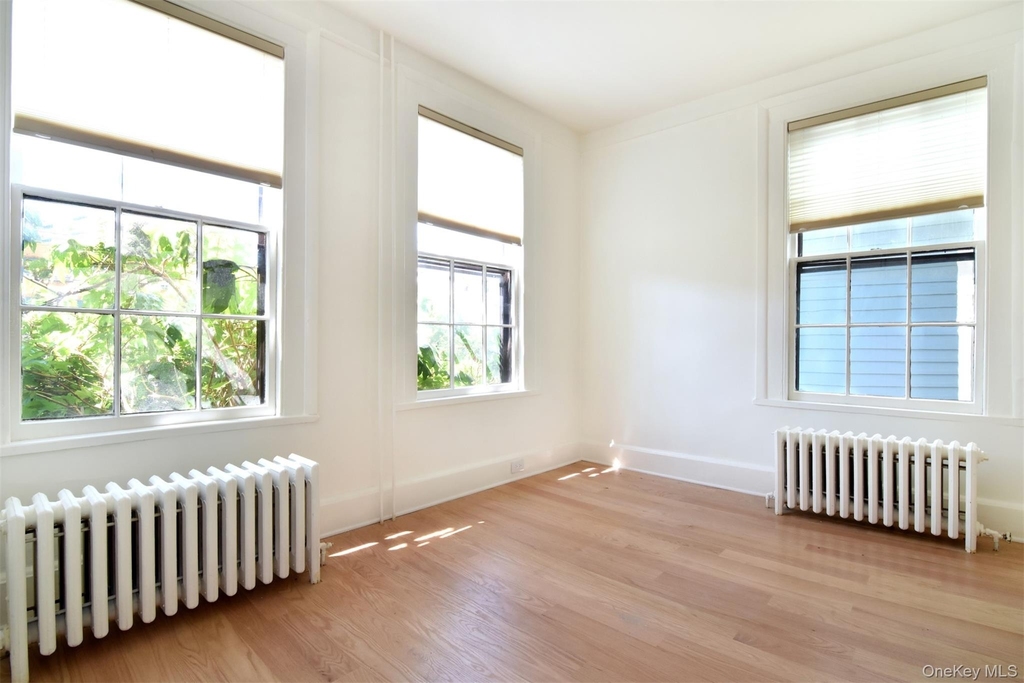 104 Main Street - Photo 2