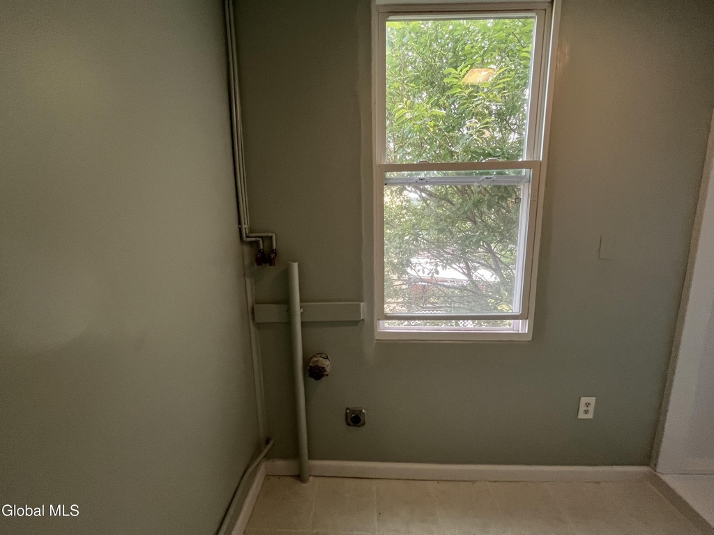 508 2nd Street - Photo 17
