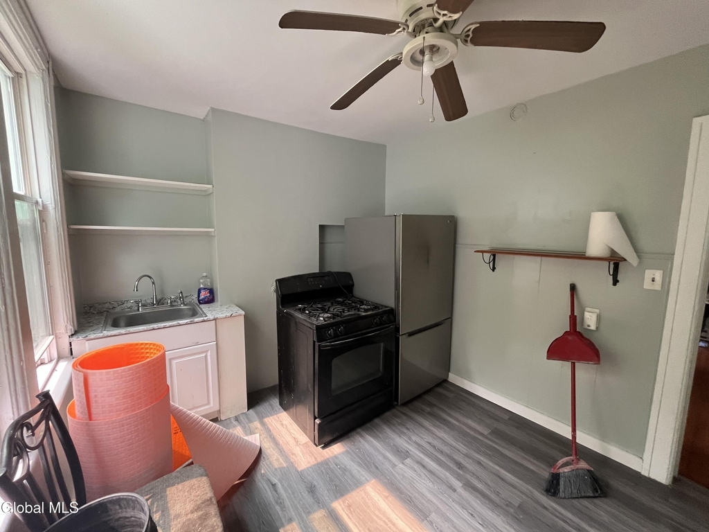 508 2nd Street - Photo 18