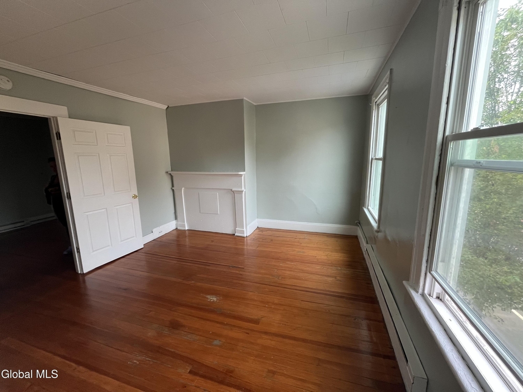 508 2nd Street - Photo 8