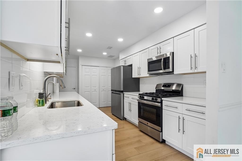 1 Brookline Court - Photo 11