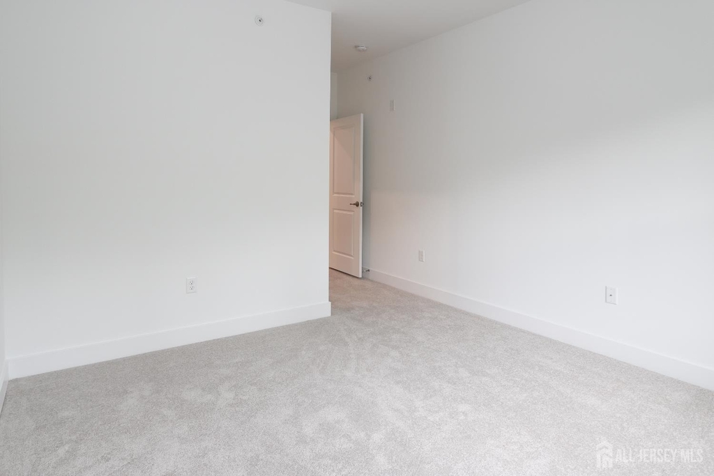 71 Veterans Way - Photo 19