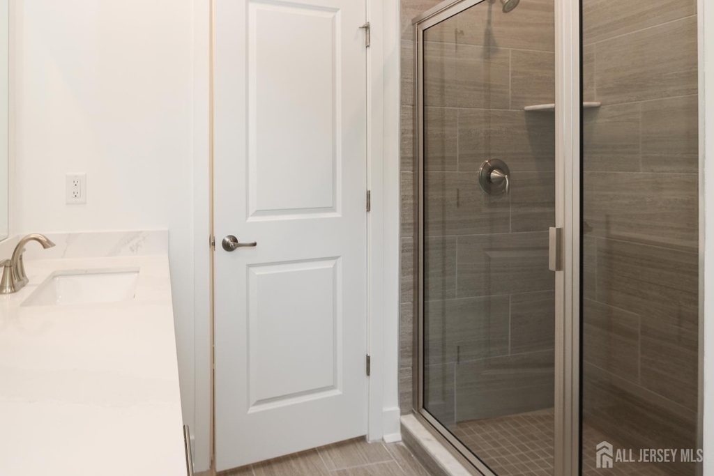 71 Veterans Way - Photo 15