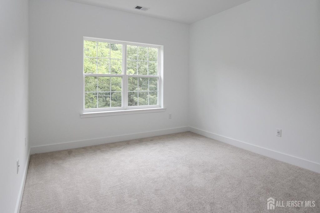 71 Veterans Way - Photo 18