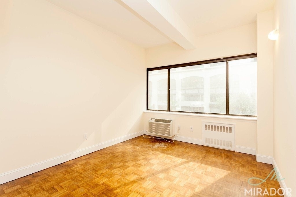 80 Madison Avenue - Photo 0