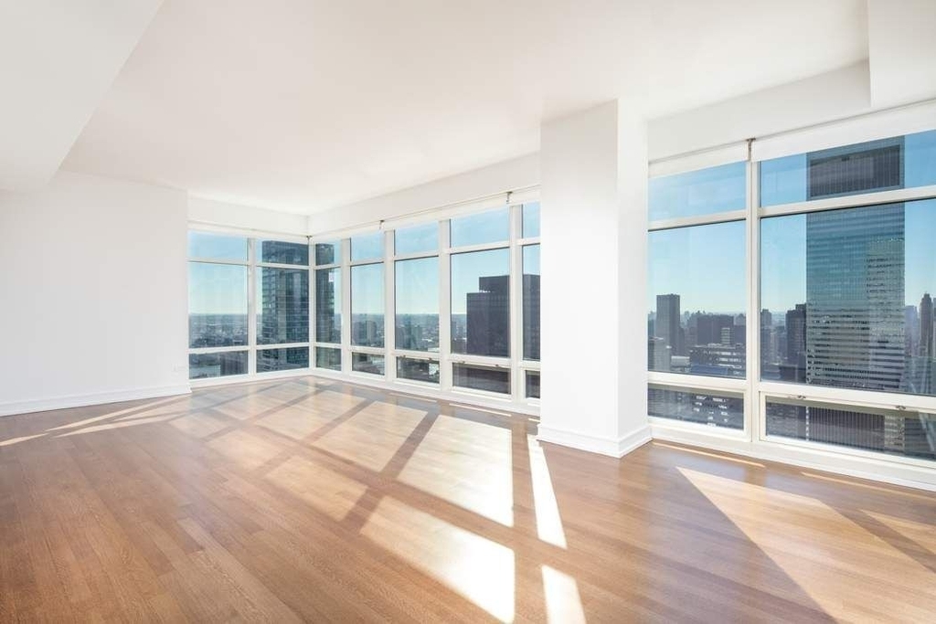 151 E 58th Street - Photo 3
