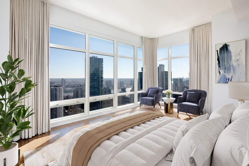 151 E 58th Street - Photo 1