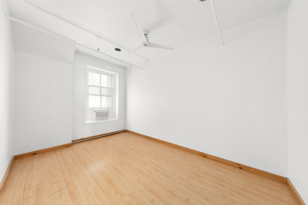 191 Chrystie Street - Photo 5