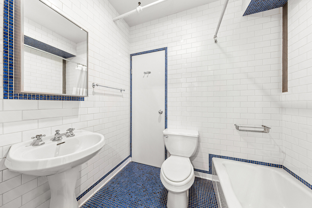 191 Chrystie Street - Photo 9