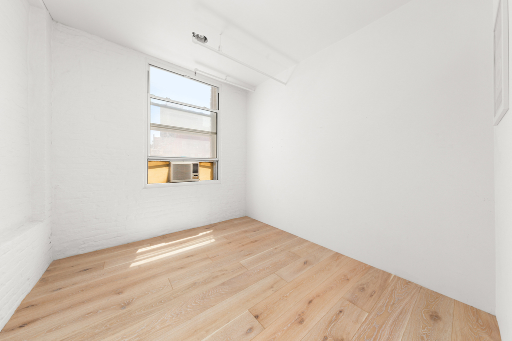 191 Chrystie Street - Photo 10